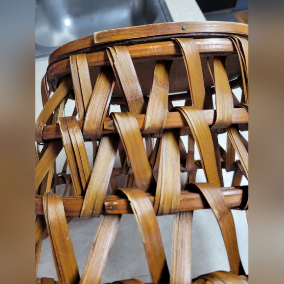 Vintage gently used gorgeous basket 12×8 great shape - Picture 6 of 6